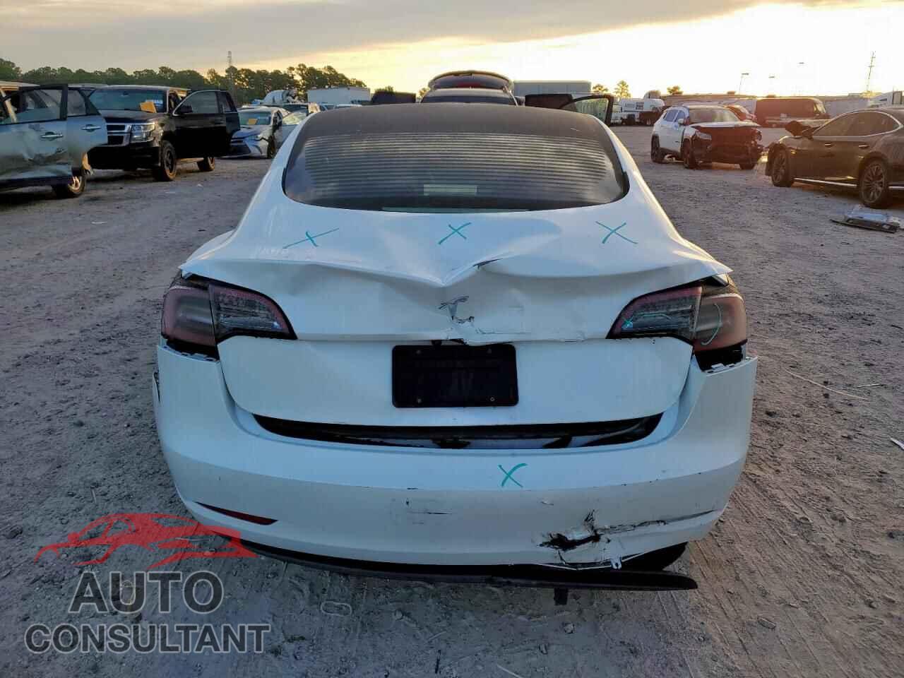 TESLA MODEL 3 2023 - 5YJ3E1EA8PF590482