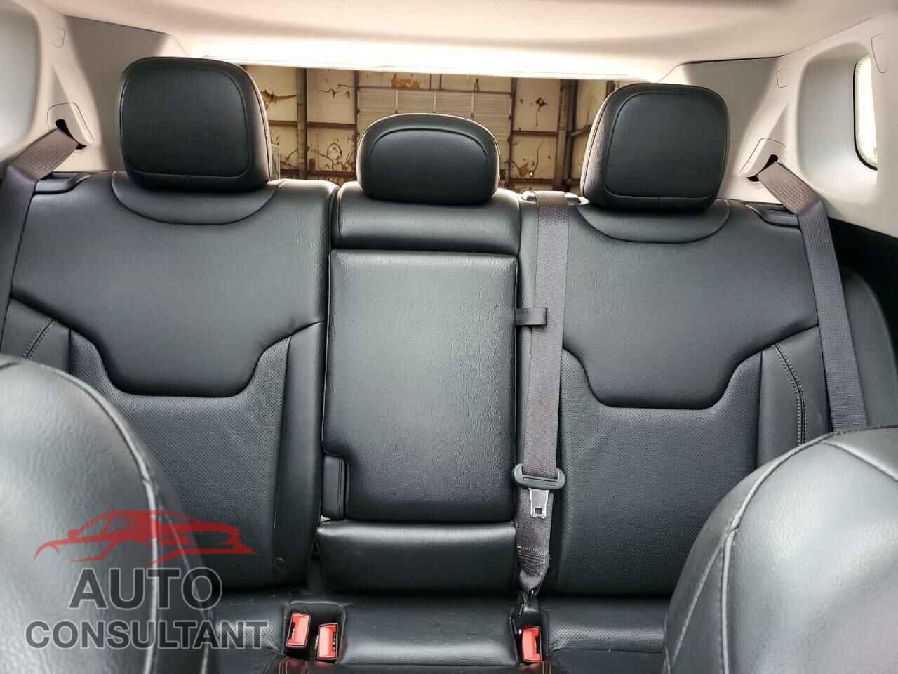 JEEP COMPASS 2021 - 3C4NJDCB5MT598876