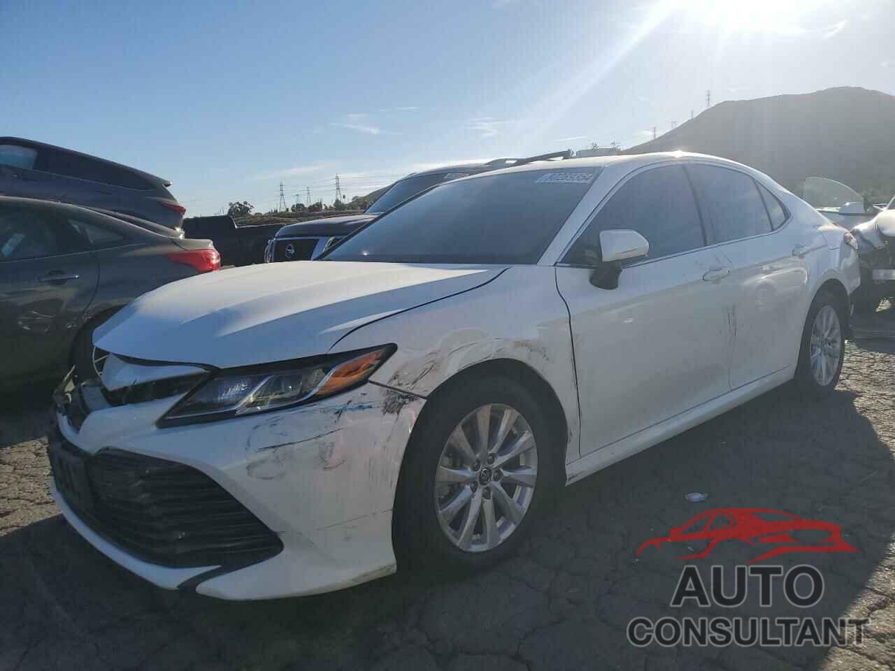 TOYOTA CAMRY 2018 - JTNB11HK6J3049801