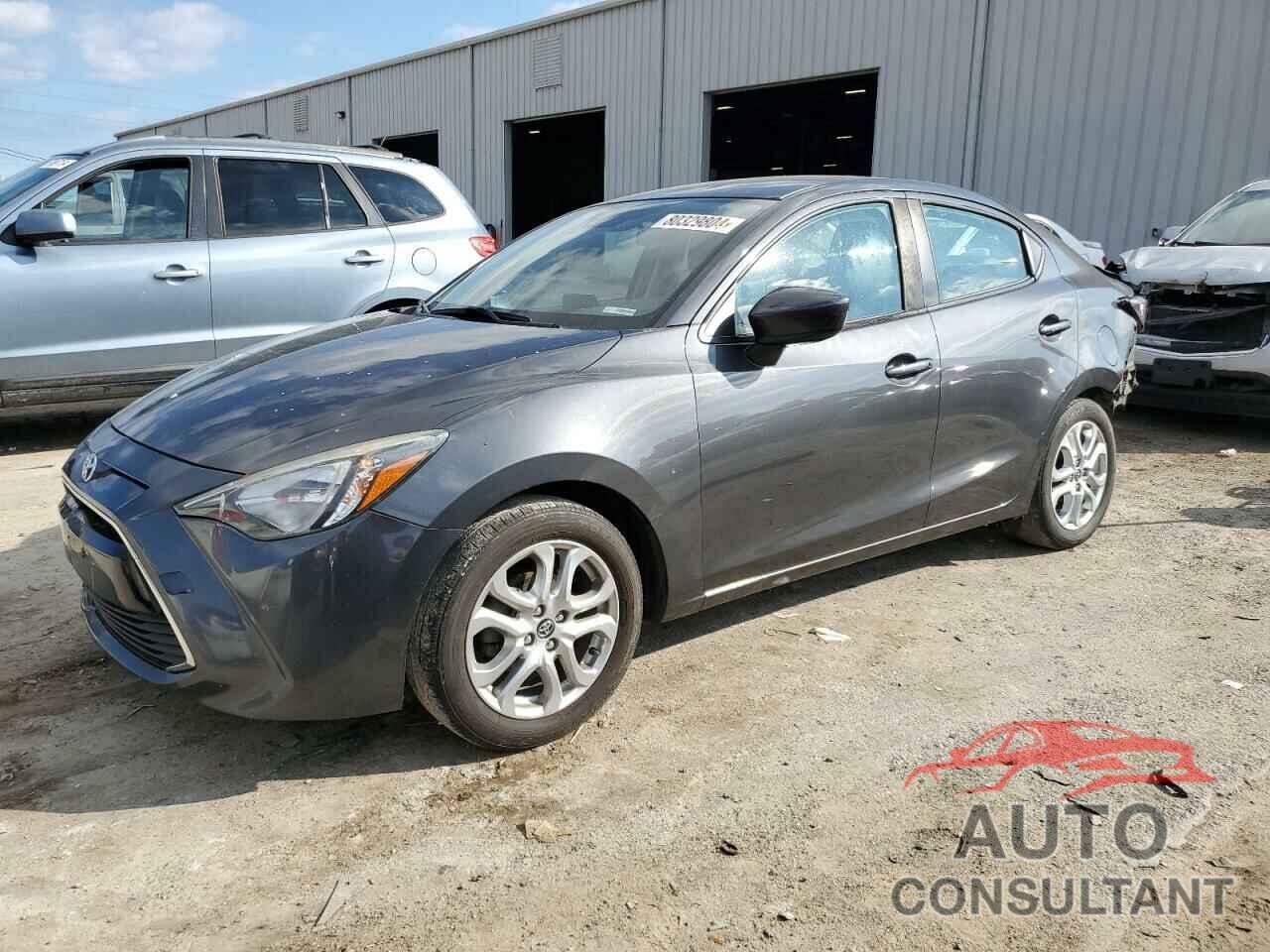 TOYOTA YARIS 2018 - 3MYDLBYV5JY321853