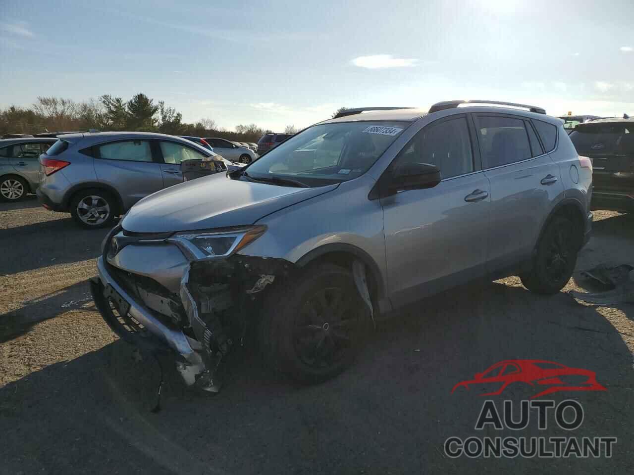 TOYOTA RAV4 2018 - JTMBFREV8JJ211197