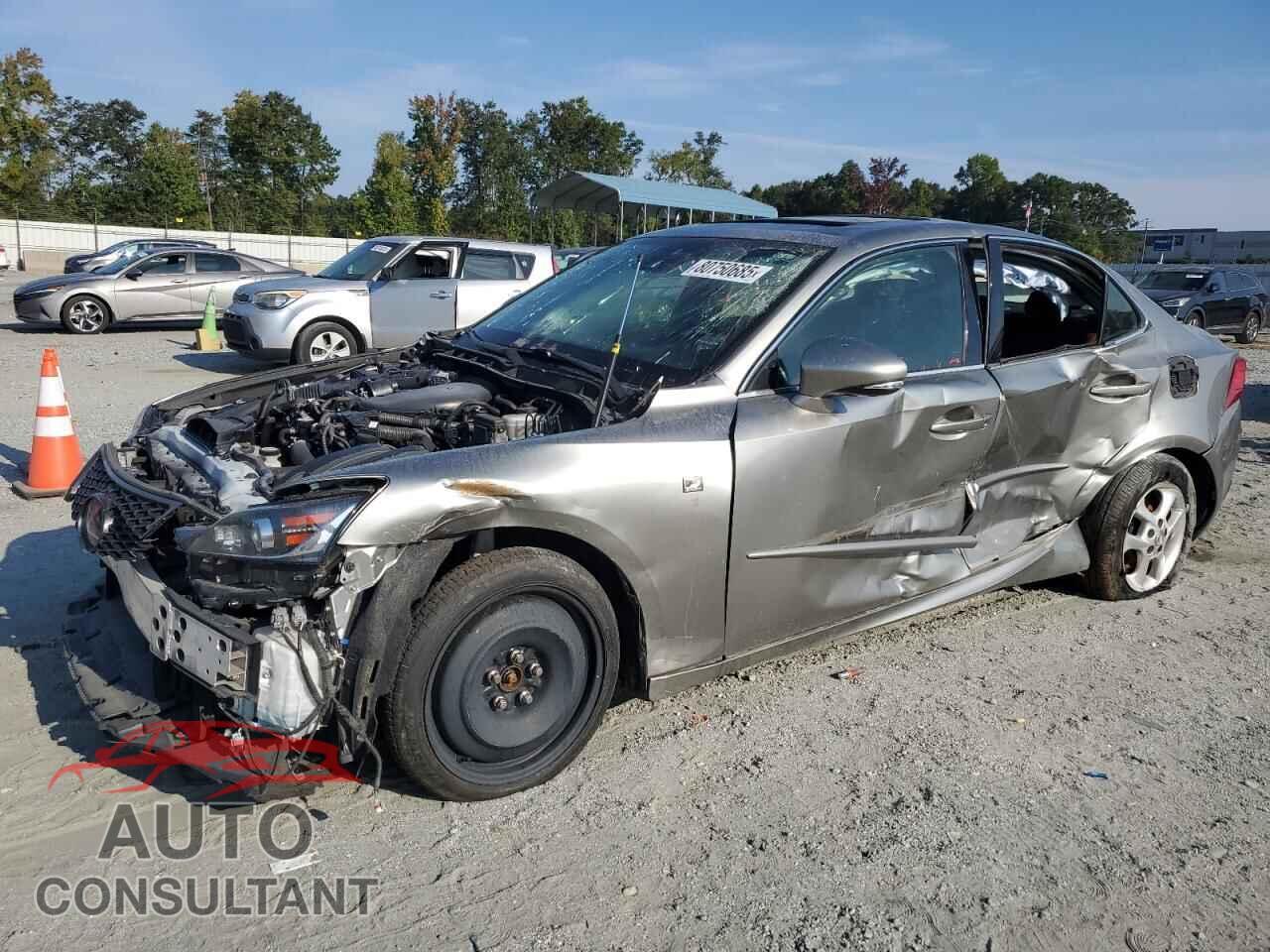 LEXUS IS 2018 - JTHC81D29J5032004