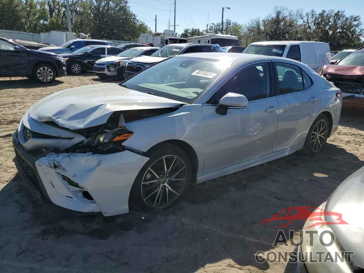 TOYOTA CAMRY 2022 - 4T1G11AK3NU044443
