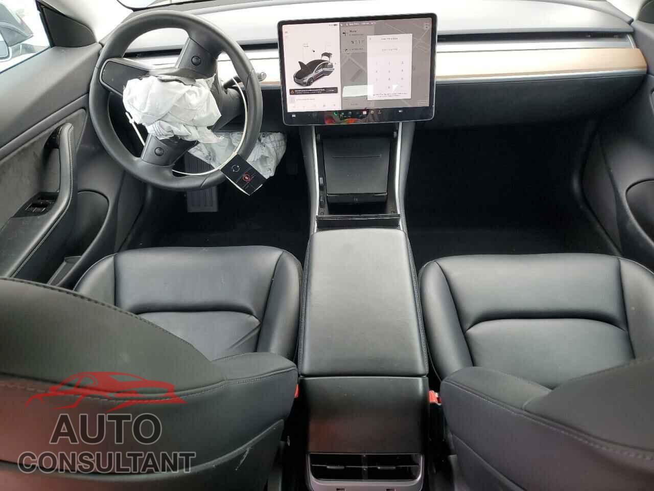 TESLA MODEL 3 2019 - 5YJ3E1EB4KF441911