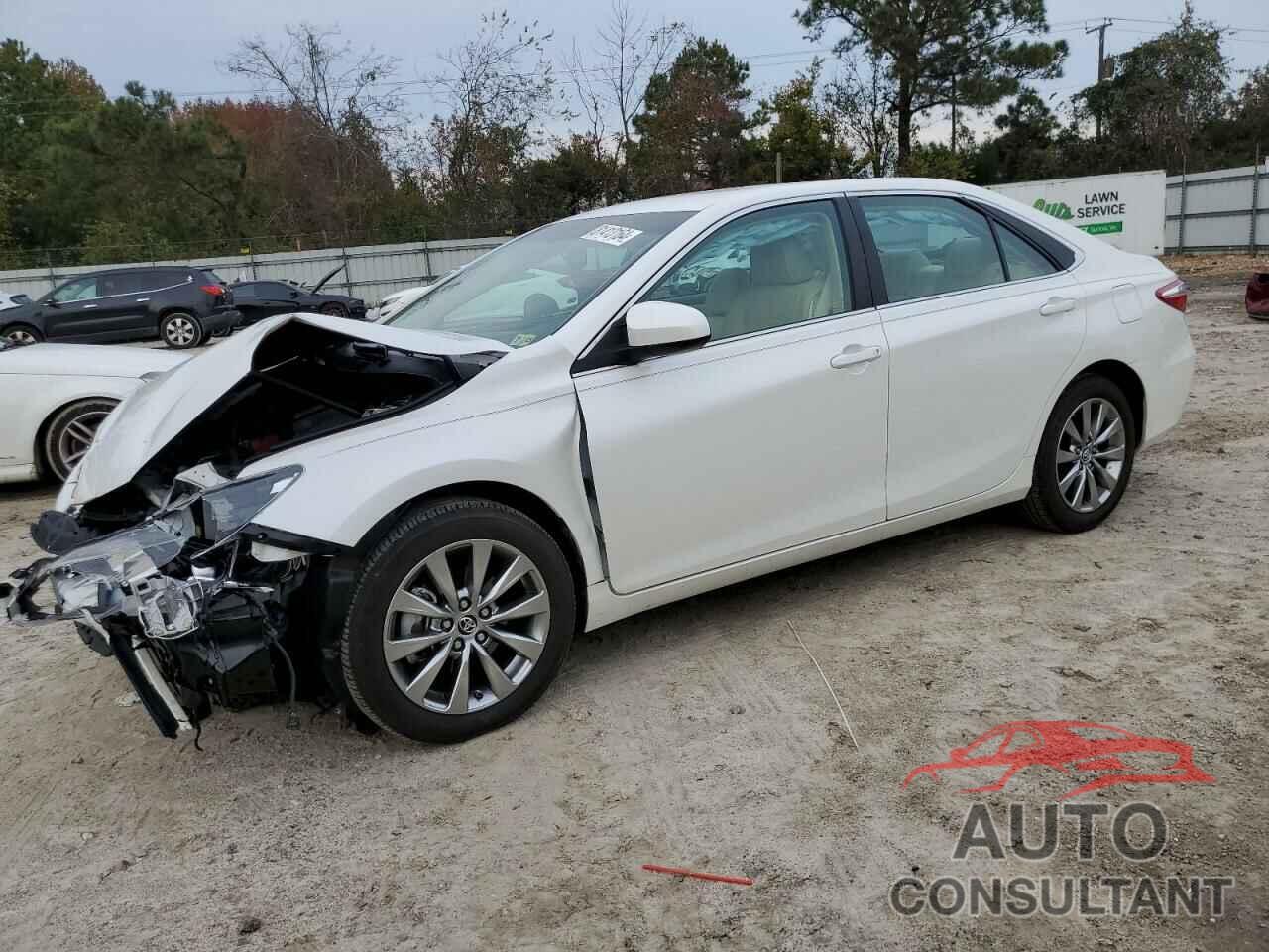 TOYOTA CAMRY 2016 - 4T1BF1FK3GU116846