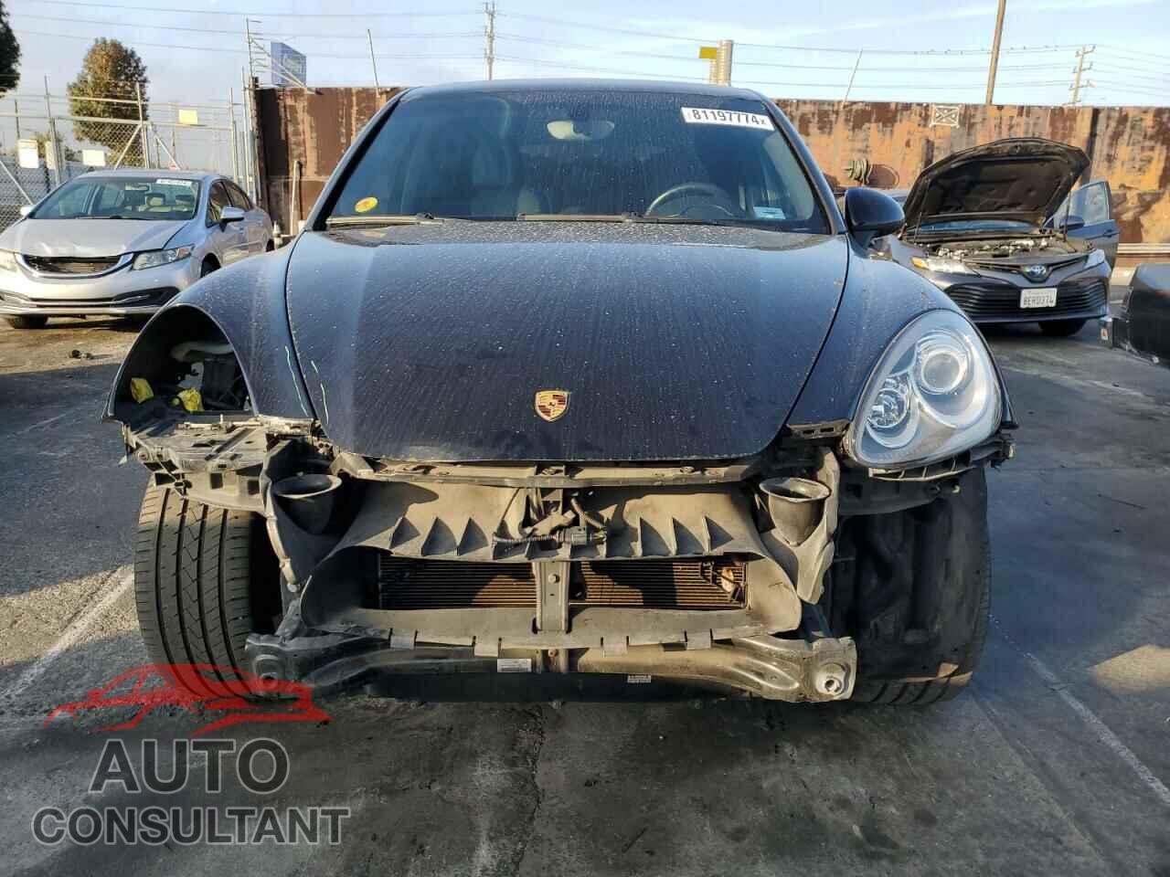 PORSCHE CAYENNE 2013 - WP1AB2A22DLA85324