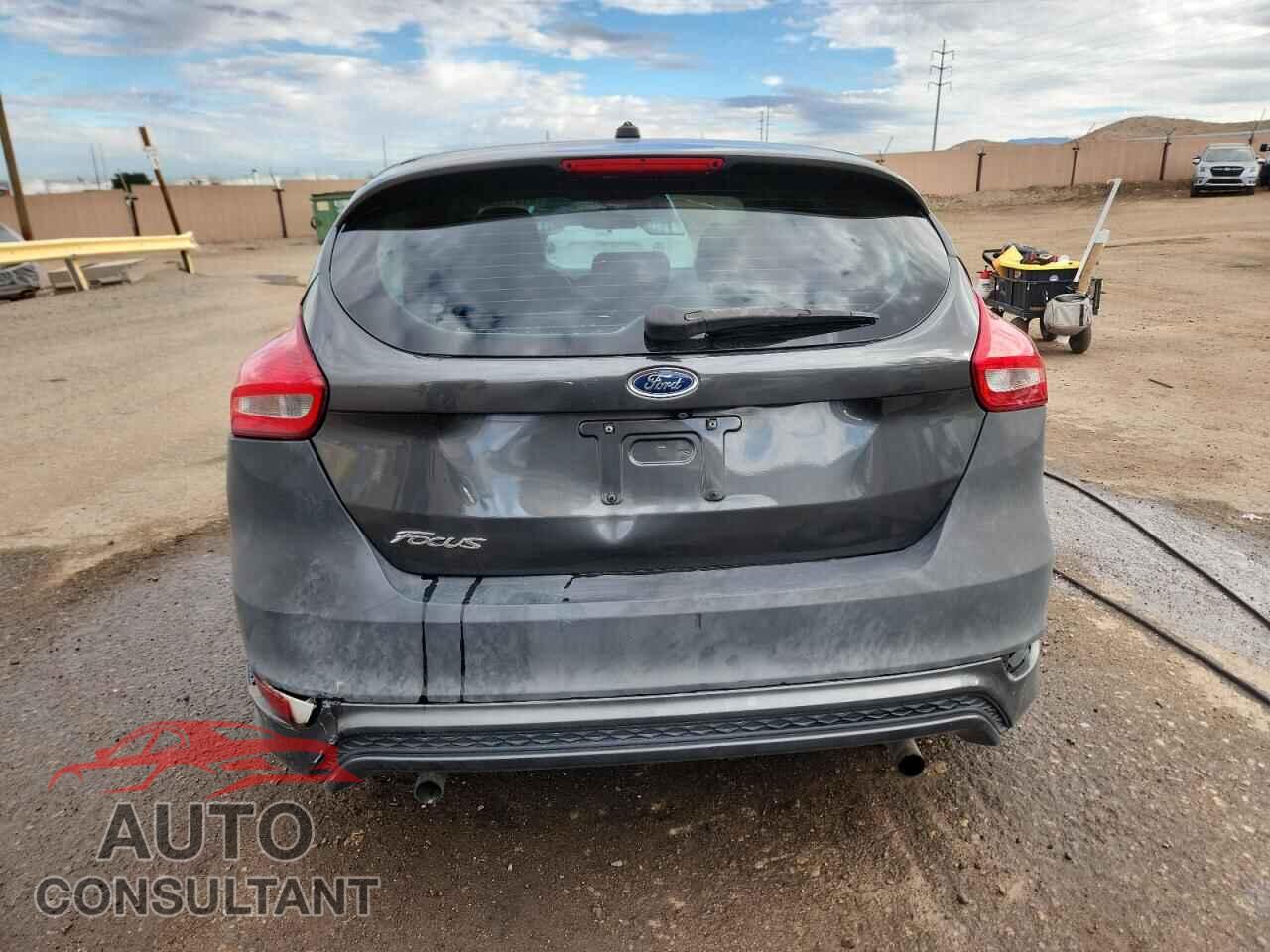 FORD FOCUS 2015 - 1FADP3K2XFL313485