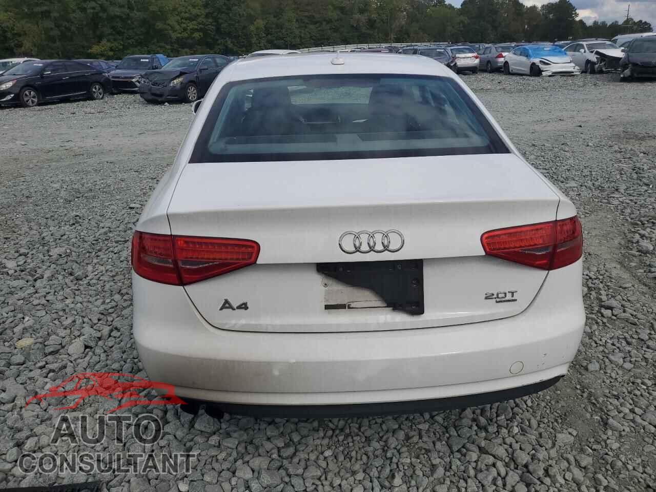 AUDI A4 2013 - WAUBFAFL9DN047385