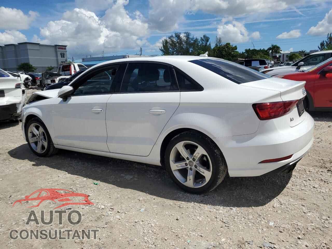 AUDI A3 2017 - WAUAUGFF2H1050334