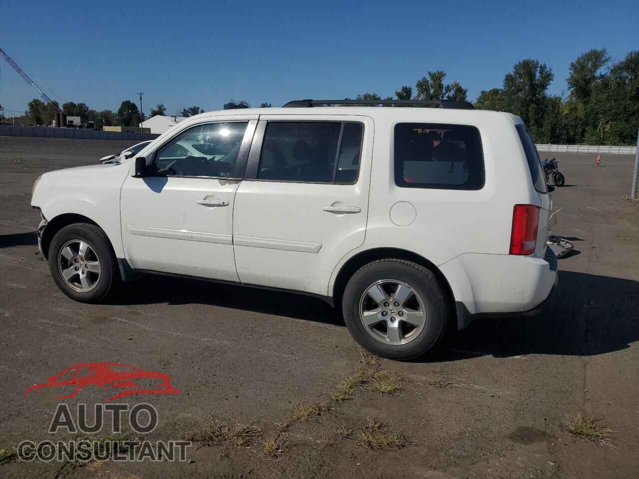 HONDA PILOT 2011 - 5FNYF3H77BB014065