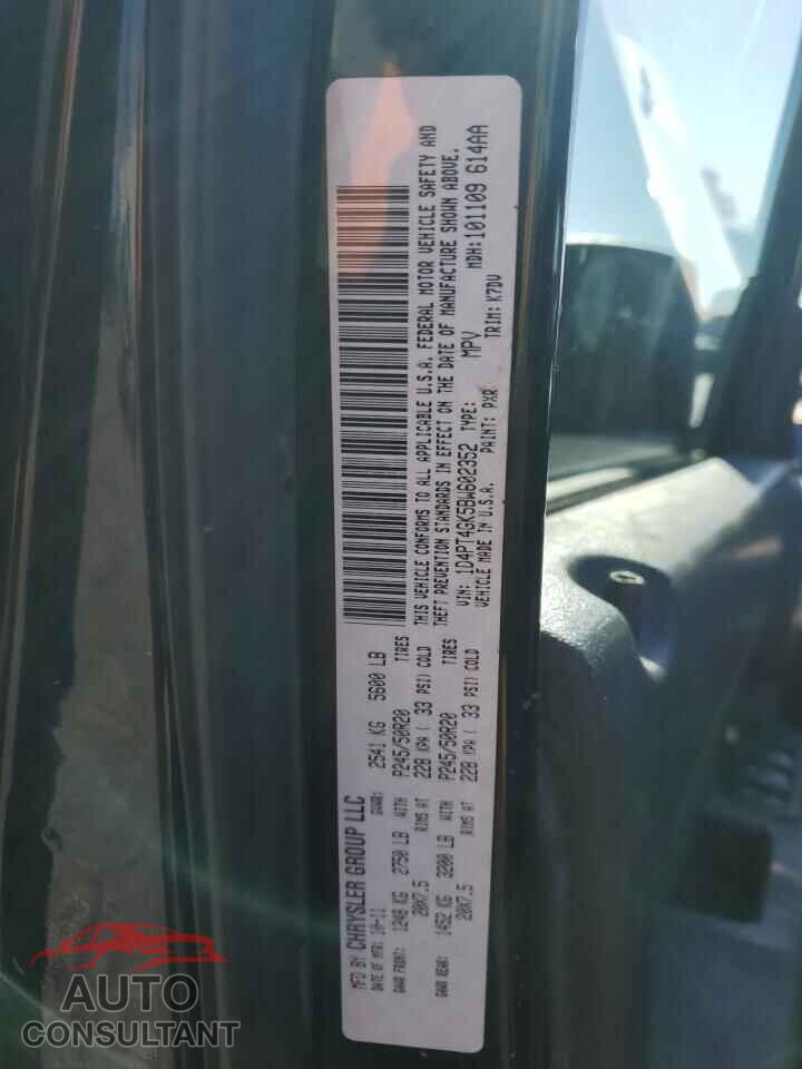 DODGE NITRO 2011 - 1D4PT4GK5BW602352