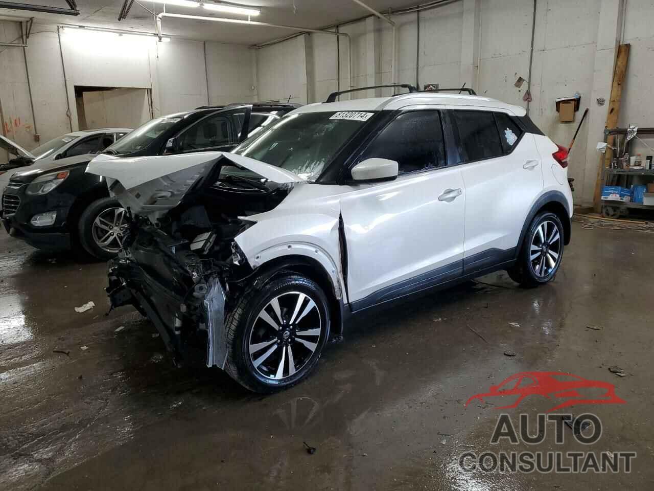 NISSAN KICKS 2018 - 3N1CP5CU1JL508862