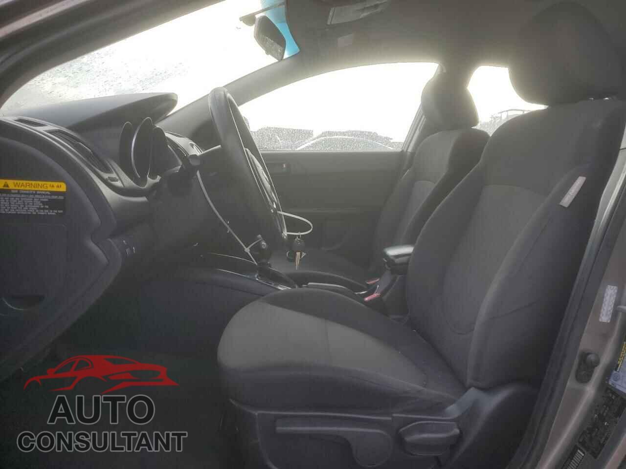 KIA FORTE 2012 - KNAFU4A26C5522352