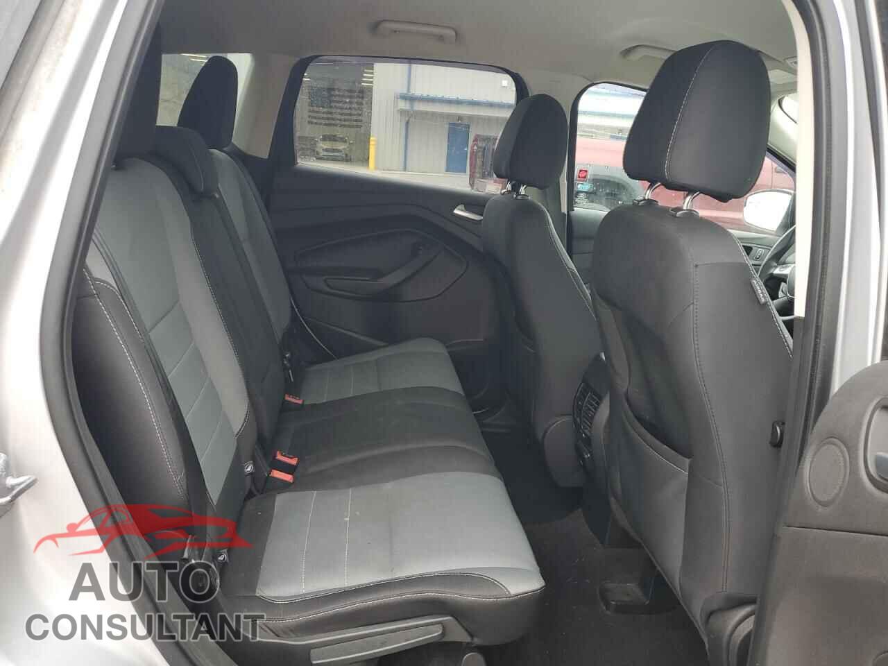 FORD ESCAPE 2016 - 1FMCU9G99GUC71163