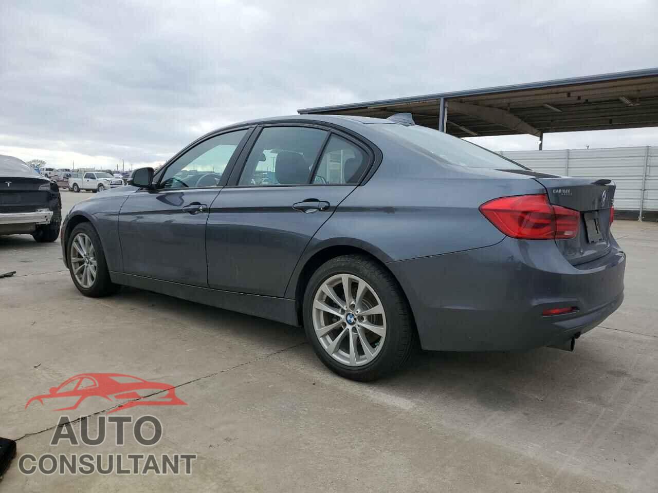 BMW 3 SERIES 2016 - WBA8E1G57GNU11434