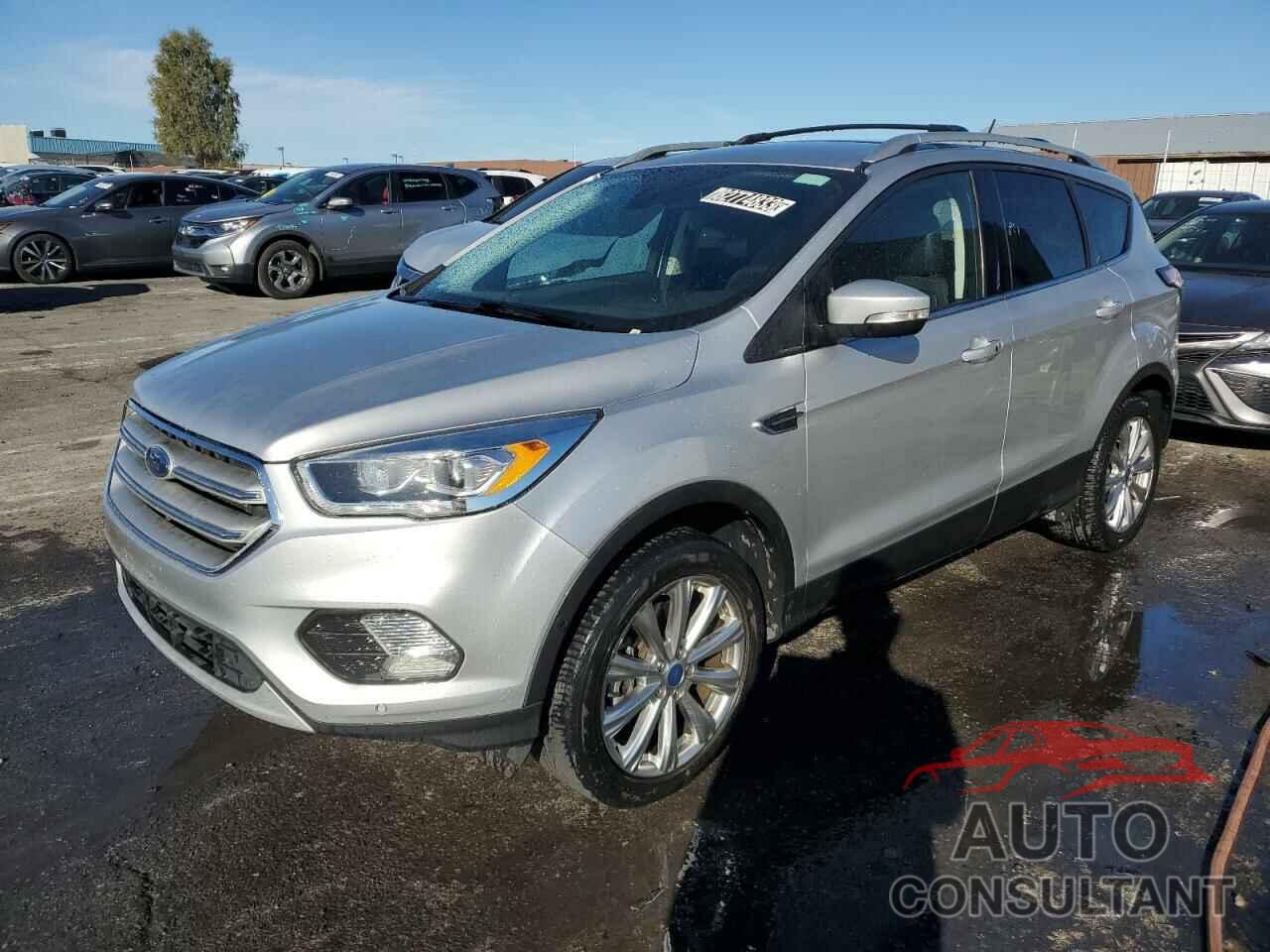 FORD ESCAPE 2018 - 1FMCU9J9XJUB44499
