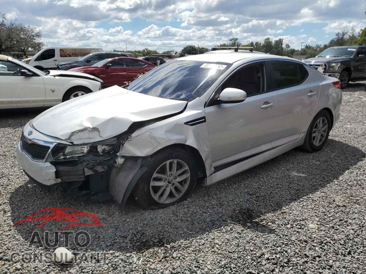 KIA OPTIMA 2011 - KNAGM4A75B5151344