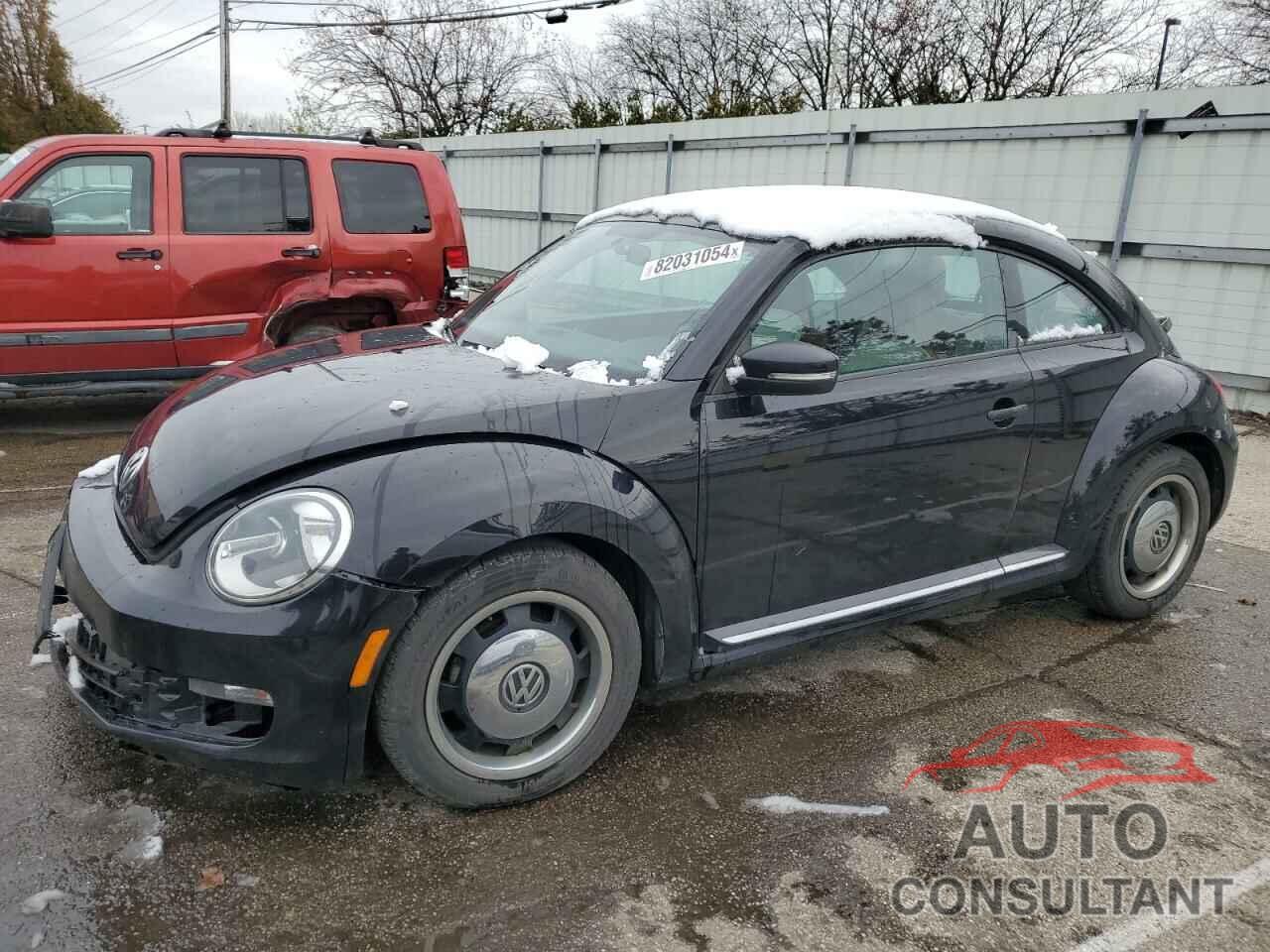 VOLKSWAGEN BEETLE 2016 - 3VWF17AT6GM638928