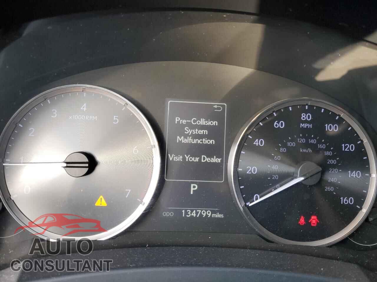 LEXUS IS 2017 - JTHBA1D21H5048904
