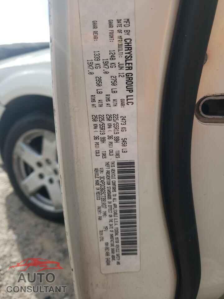 DODGE JOURNEY 2012 - 3C4PDCBG5CT391037