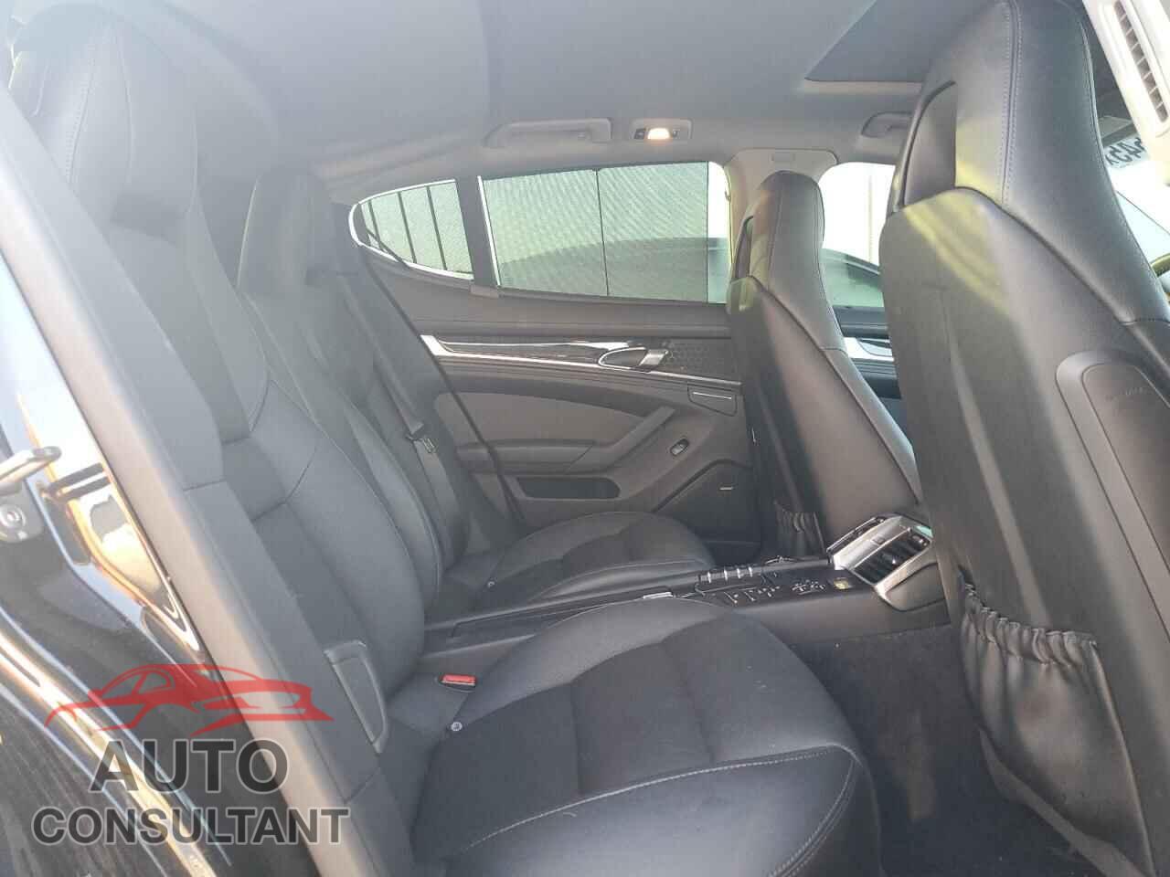 PORSCHE PANAMERA 2014 - WP0AA2A70EL006623