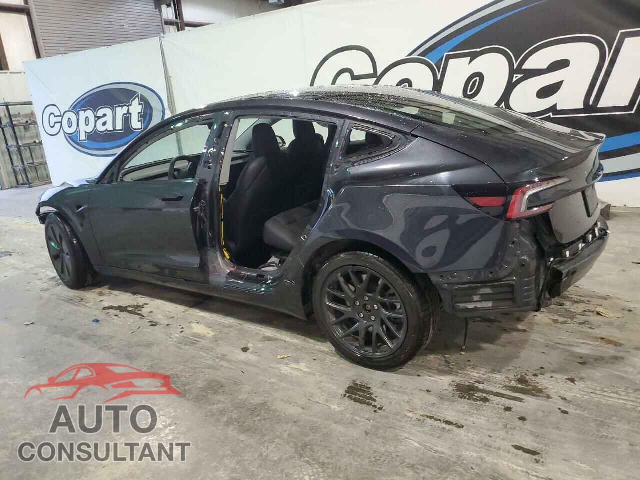 TESLA MODEL 3 2024 - 5YJ3E1EB4RF743063
