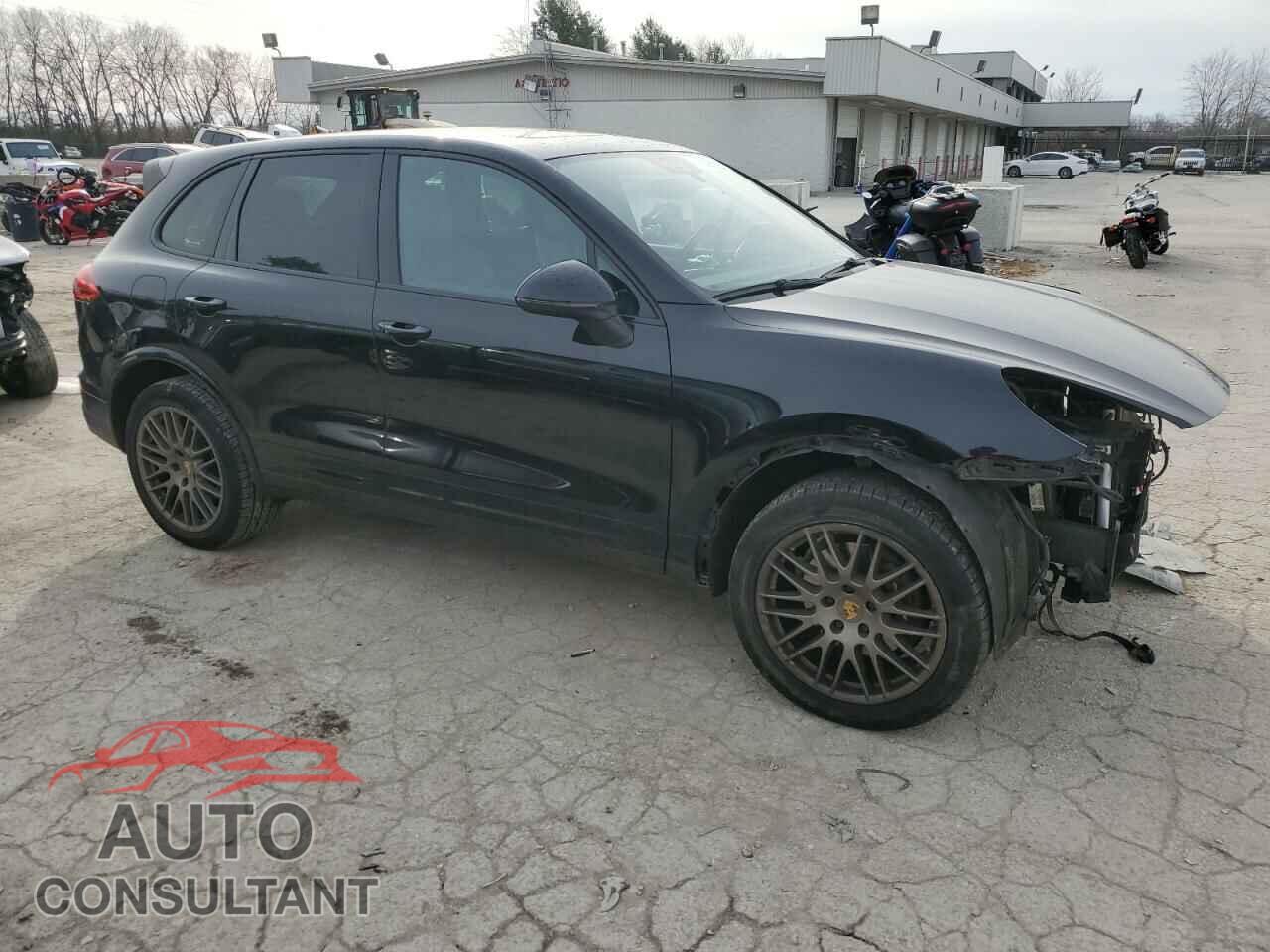 PORSCHE CAYENNE 2017 - WP1AA2A28HKA85312