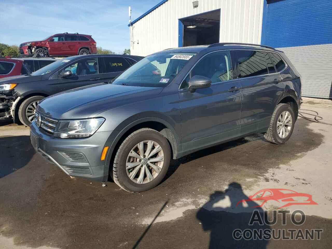 VOLKSWAGEN TIGUAN 2019 - 3VV2B7AX0KM067979