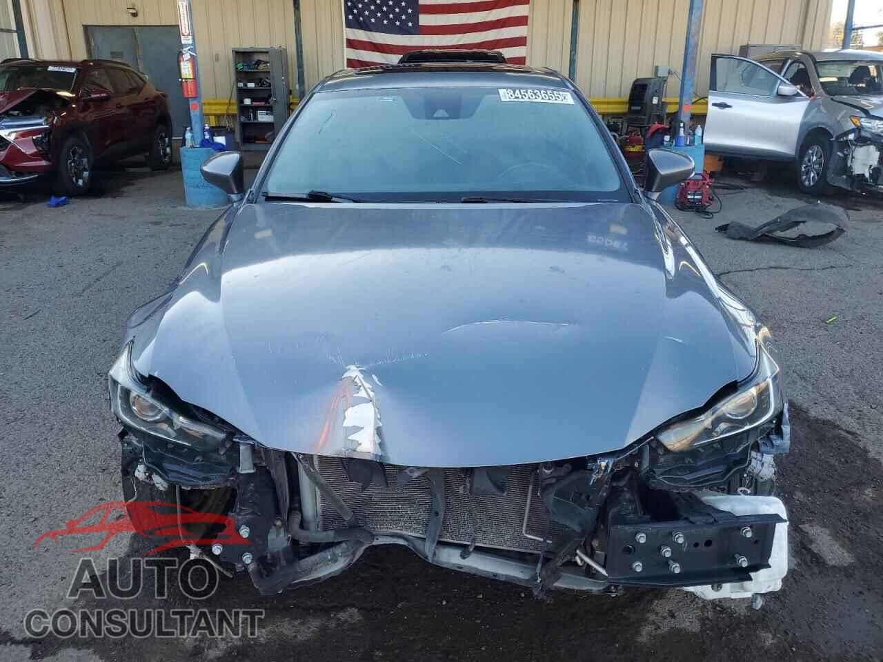 LEXUS IS 2017 - JTHBA1D29H5046589