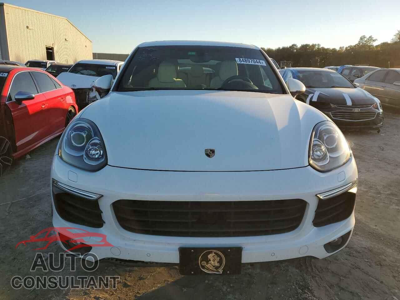 PORSCHE CAYENNE 2017 - WP1AA2A23HKA88280