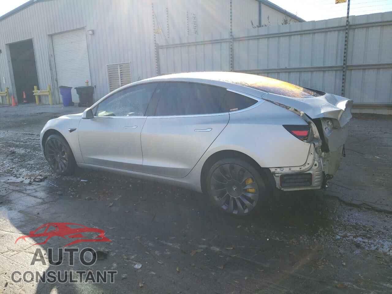 TESLA MODEL 3 2018 - 5YJ3E1EA1JF019133