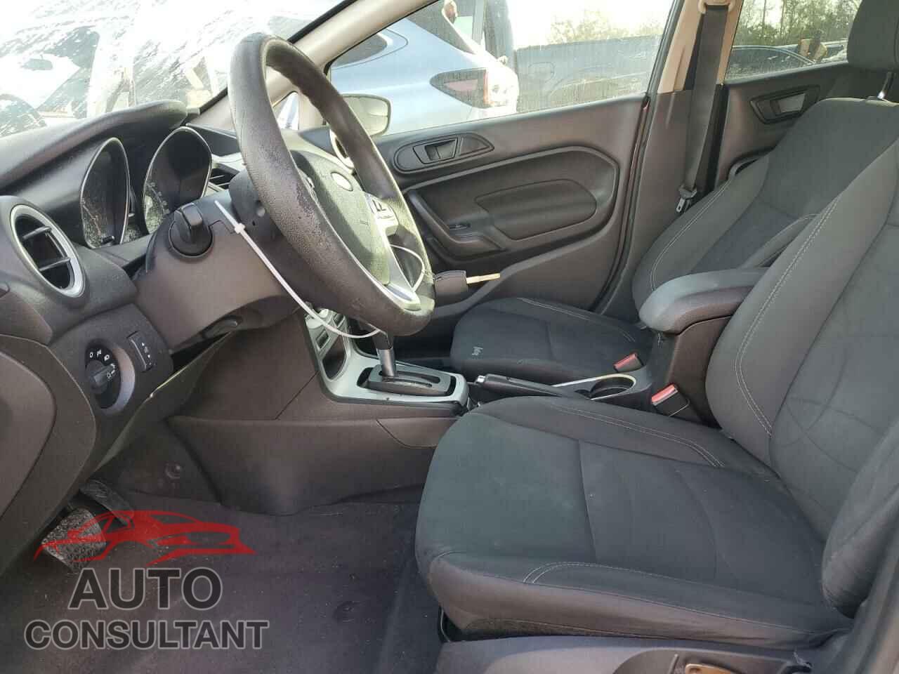 FORD FIESTA 2017 - 3FADP4EJ4HM150357