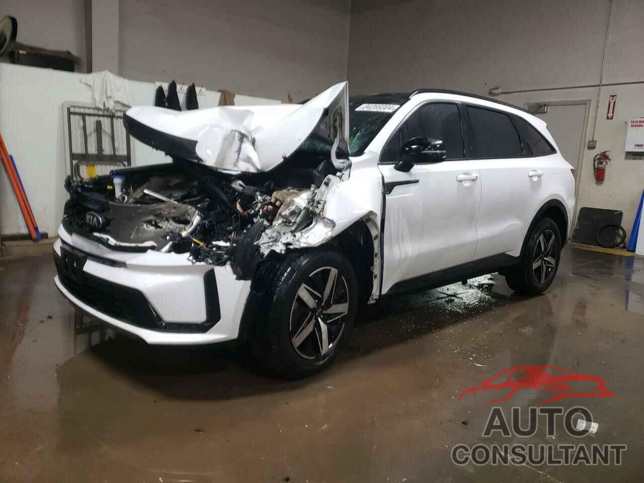 KIA SORENTO 2021 - 5XYRL4LC4MG003141