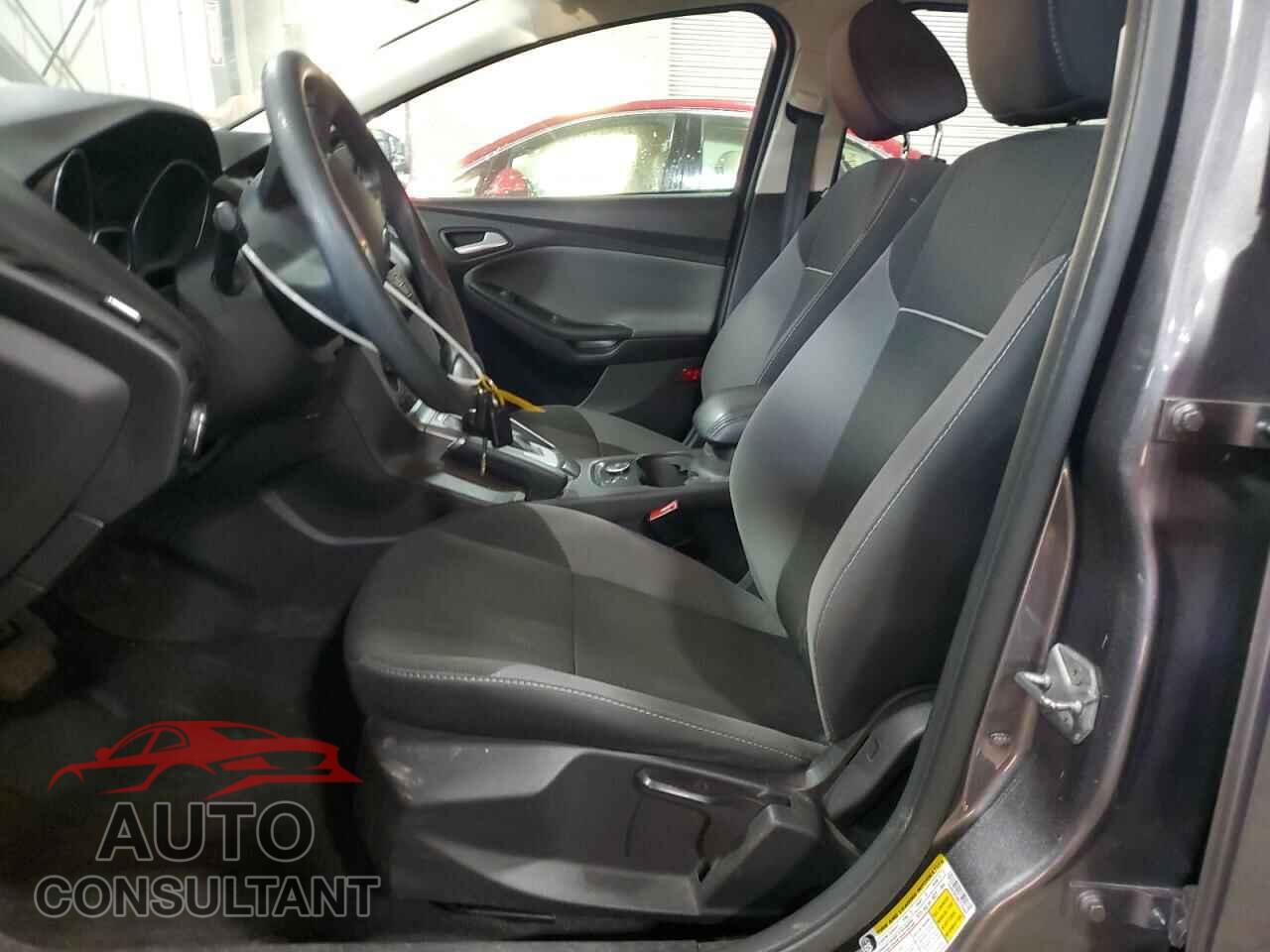 FORD FOCUS 2014 - 1FADP3K29EL175940