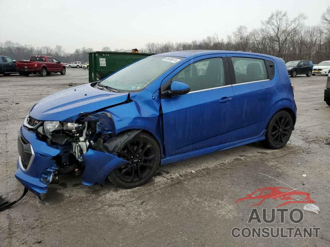 CHEVROLET SONIC 2018 - 1G1JD6SB7J4102103