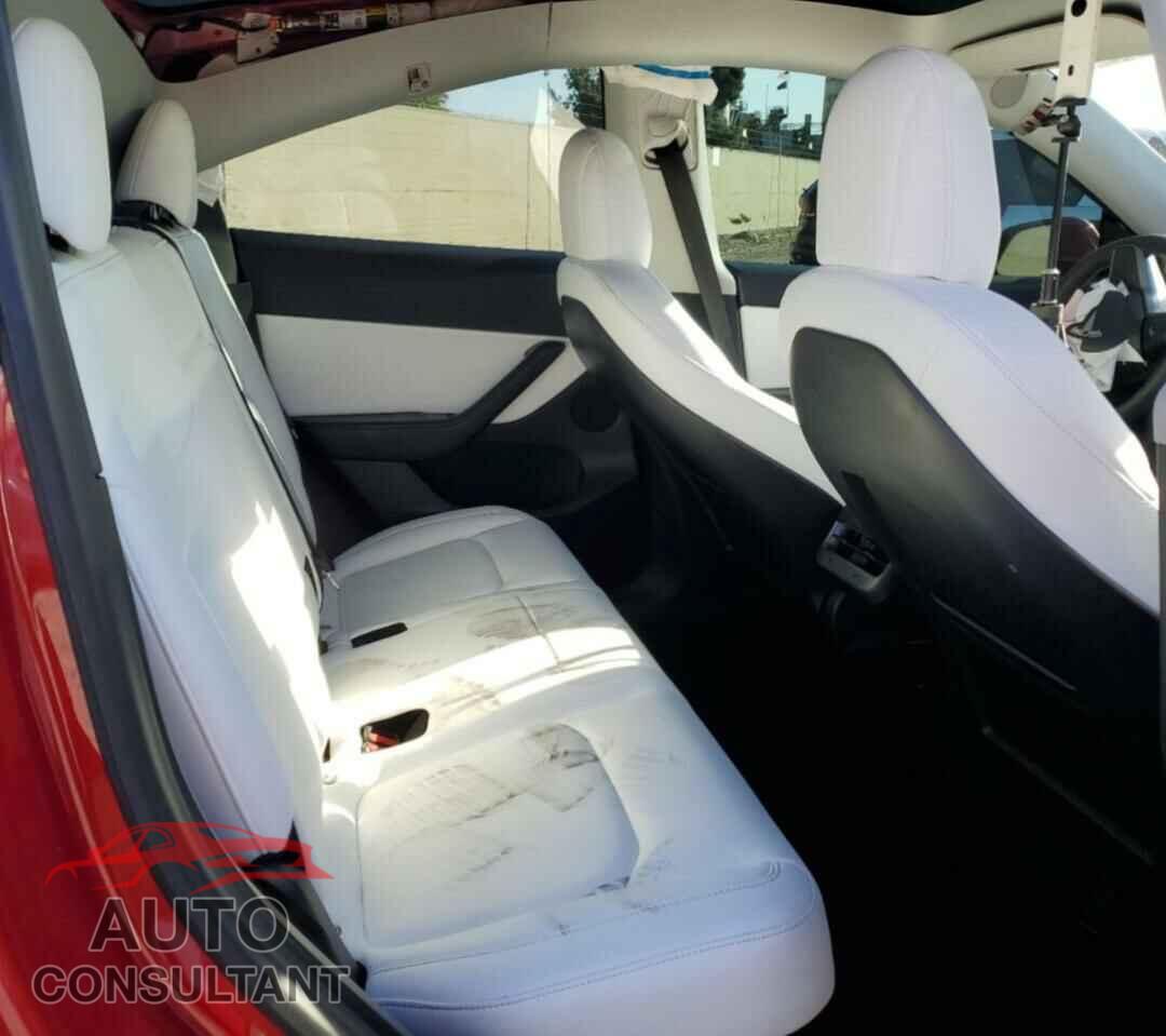 TESLA MODEL Y 2021 - 5YJYGDEF9MF194666