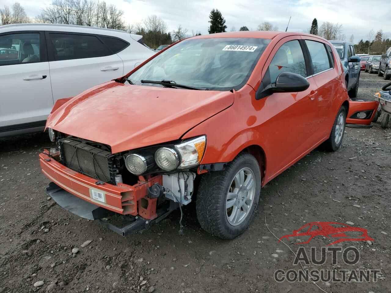 CHEVROLET SONIC 2013 - 1G1JC6SG8D4201757