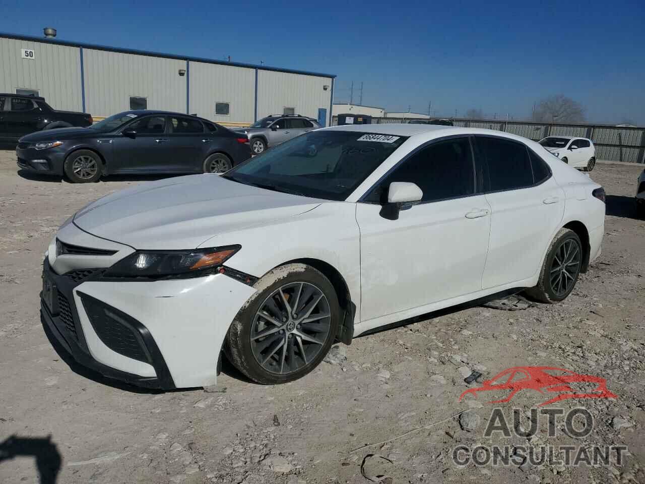 TOYOTA CAMRY 2022 - 4T1G11AK3NU634481
