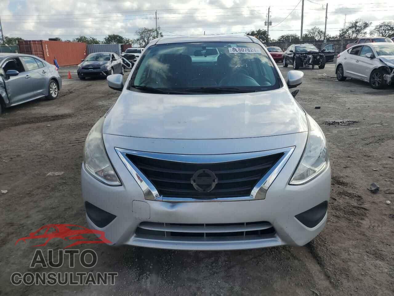 NISSAN VERSA 2017 - 3N1CN7AP3HL803387