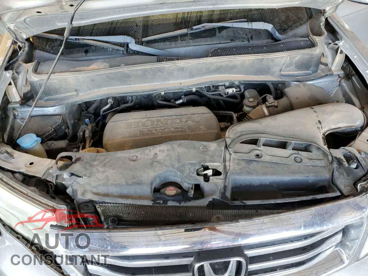 HONDA PILOT 2013 - 5FNYF3H72DB045162