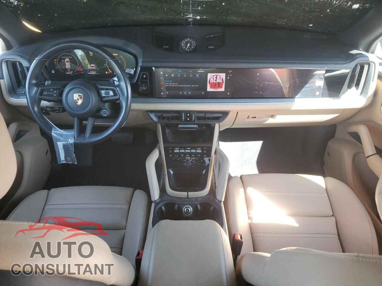 PORSCHE CAYENNE 2024 - WP1AA2AY9RDA05767