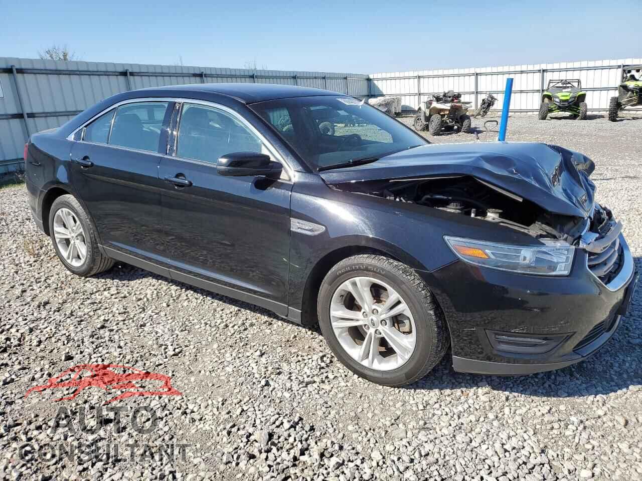 FORD TAURUS 2017 - 1FAHP2E84HG110955