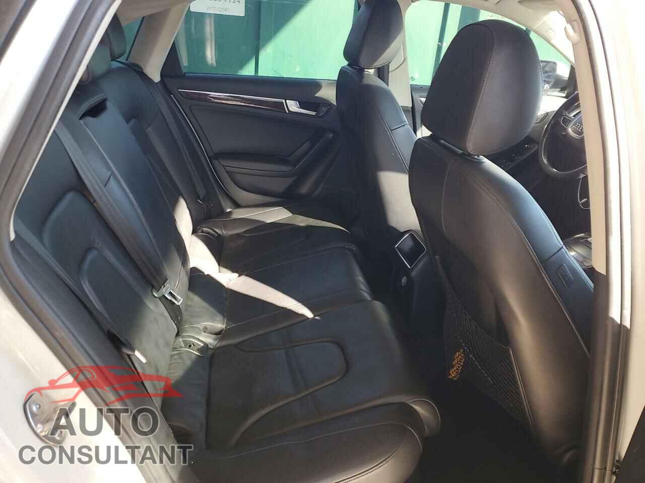 AUDI A4 2012 - WAUBFAFL0CA119855