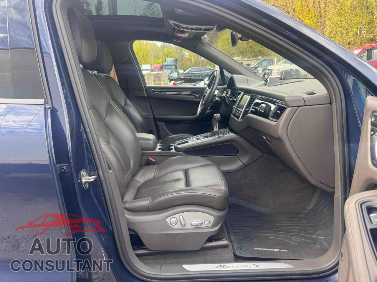 PORSCHE MACAN 2015 - WP1AB2A59FLB73669