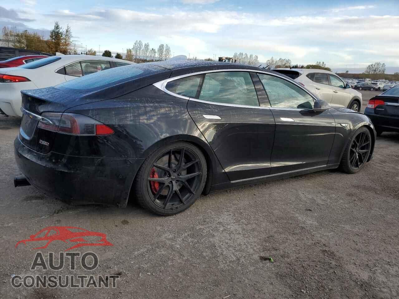 TESLA MODEL S 2016 - 5YJSA1E46GF152593