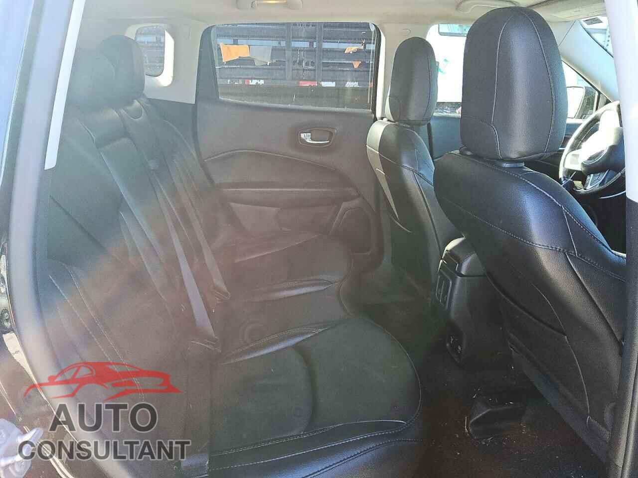 JEEP COMPASS 2020 - 3C4NJDCB5LT193258