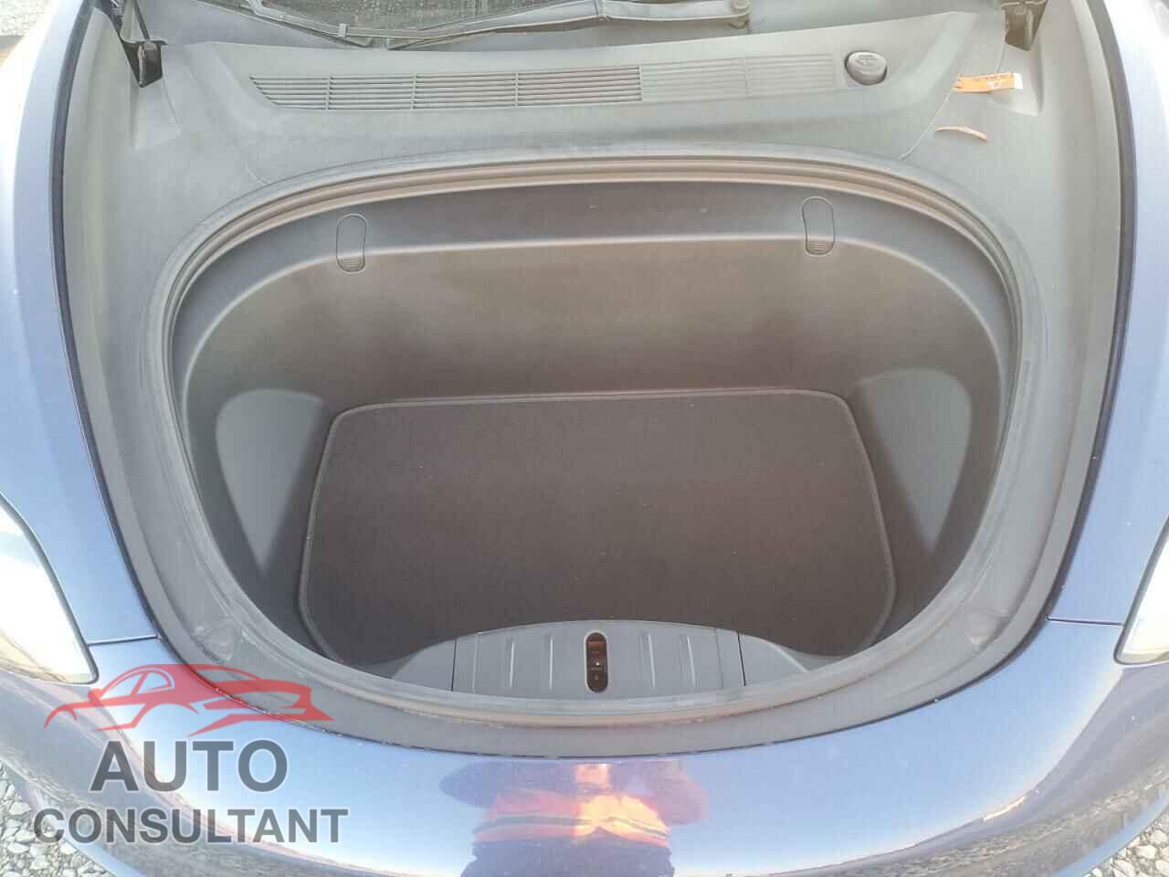 TESLA MODEL 3 2019 - 5YJ3E1EA4KF508191