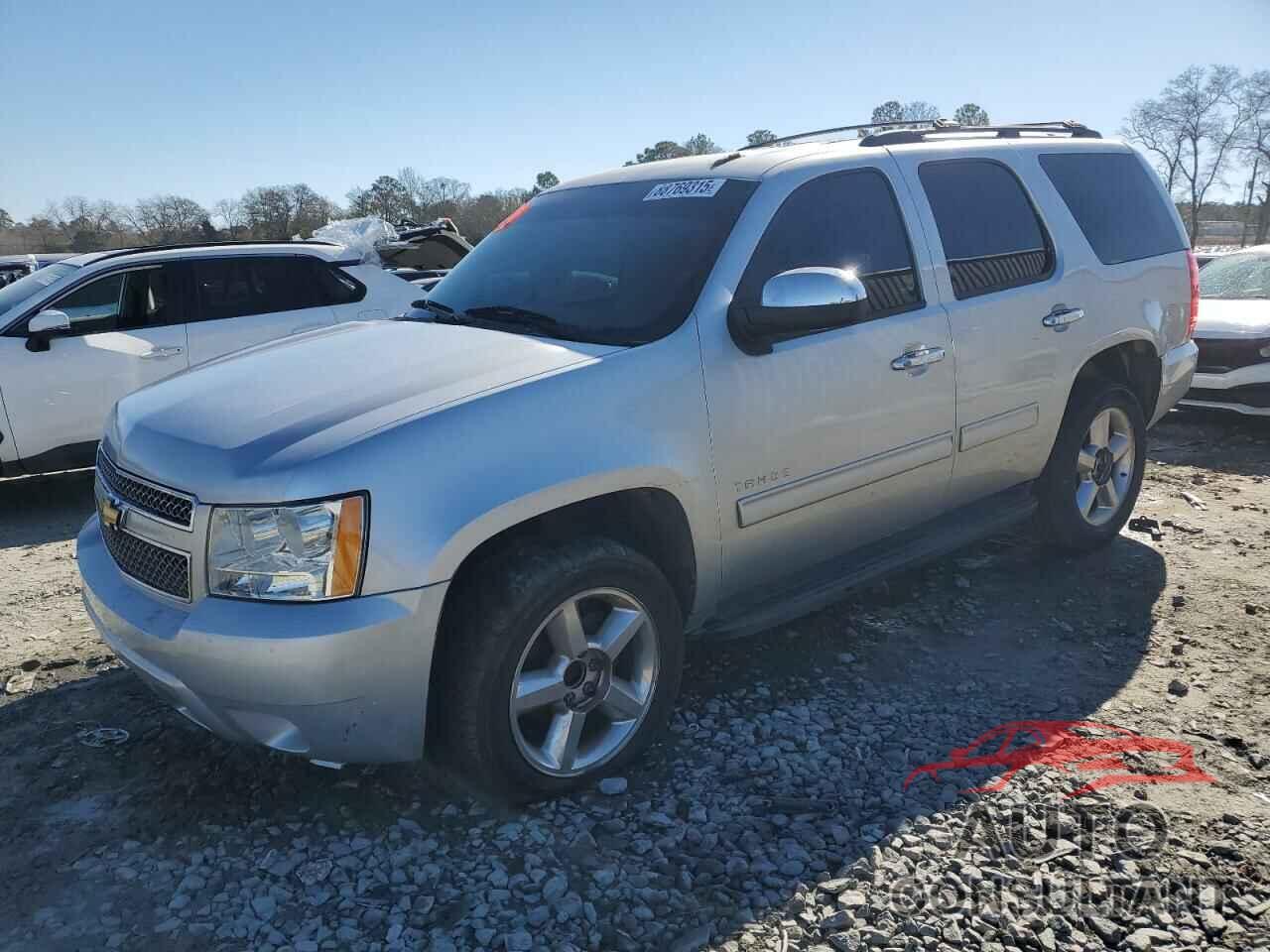CHEVROLET TAHOE 2013 - 1GNSCAE09DR260632