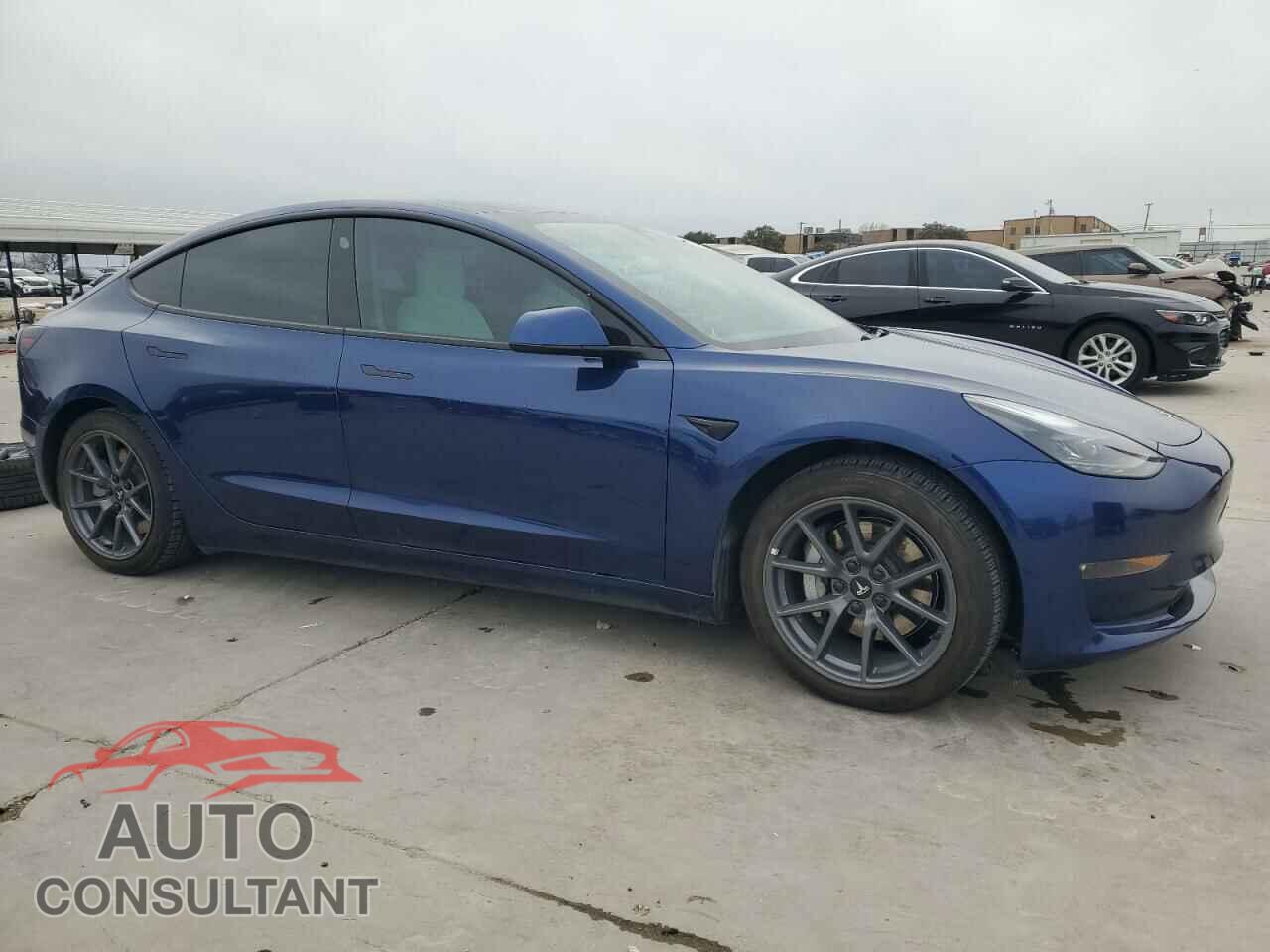 TESLA MODEL 3 2021 - 5YJ3E1EB1MF902811