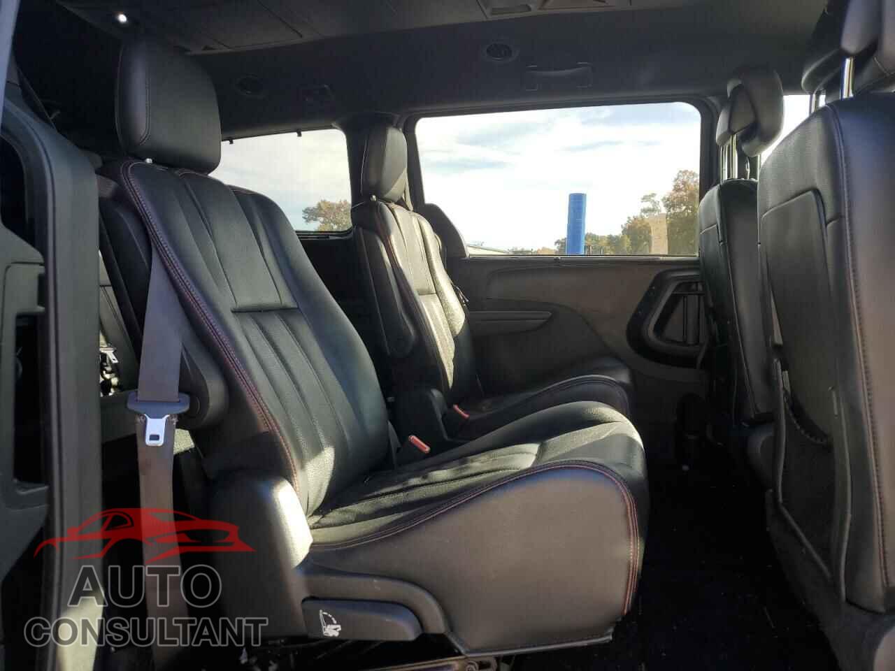 DODGE CARAVAN 2017 - 2C4RDGEG1HR807834